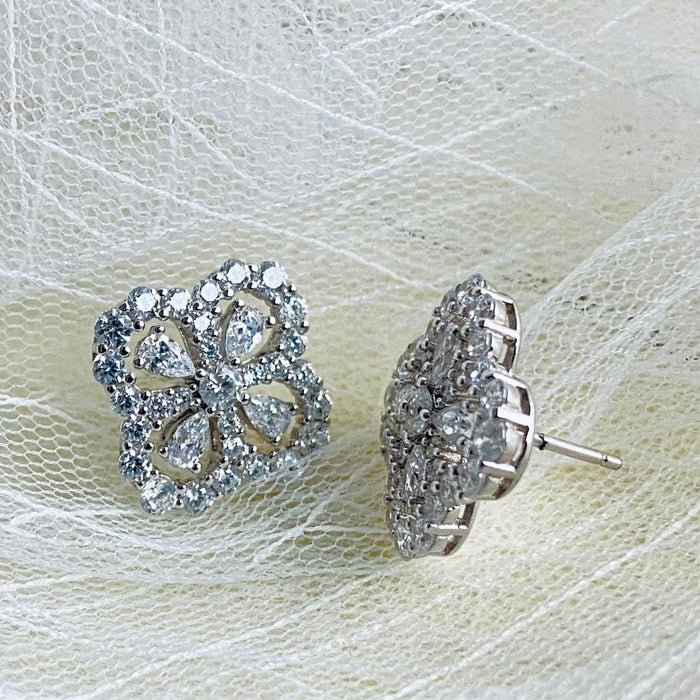 Snow Flower Pear Cut Sterling Silver Earring
